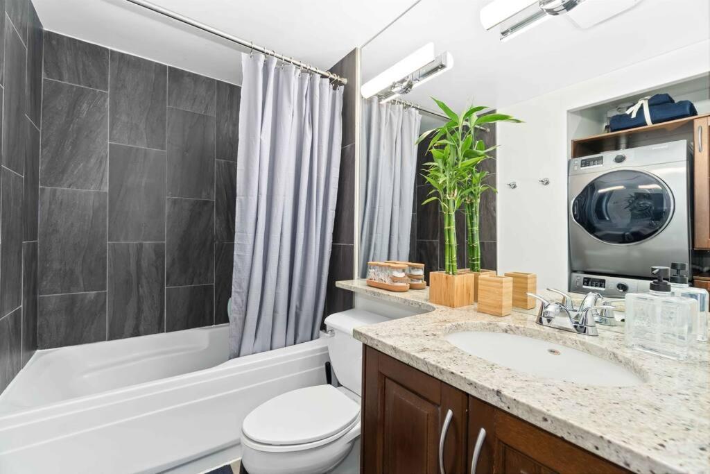 2Br Condo With Breathtaking View In Downtown! Free Parking - 6 Sleep Vancouver Exterior photo