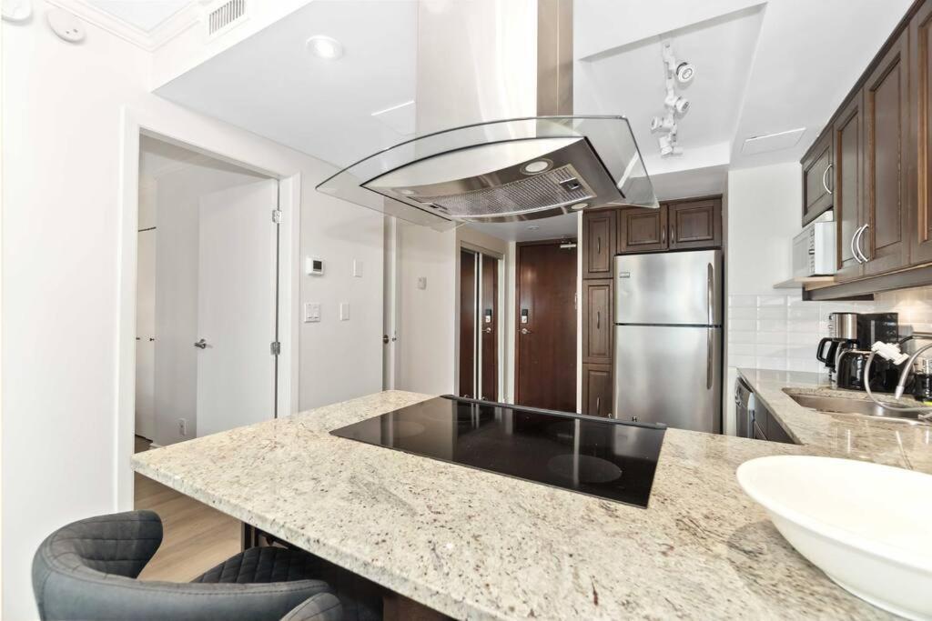 2Br Condo With Breathtaking View In Downtown! Free Parking - 6 Sleep Vancouver Exterior photo